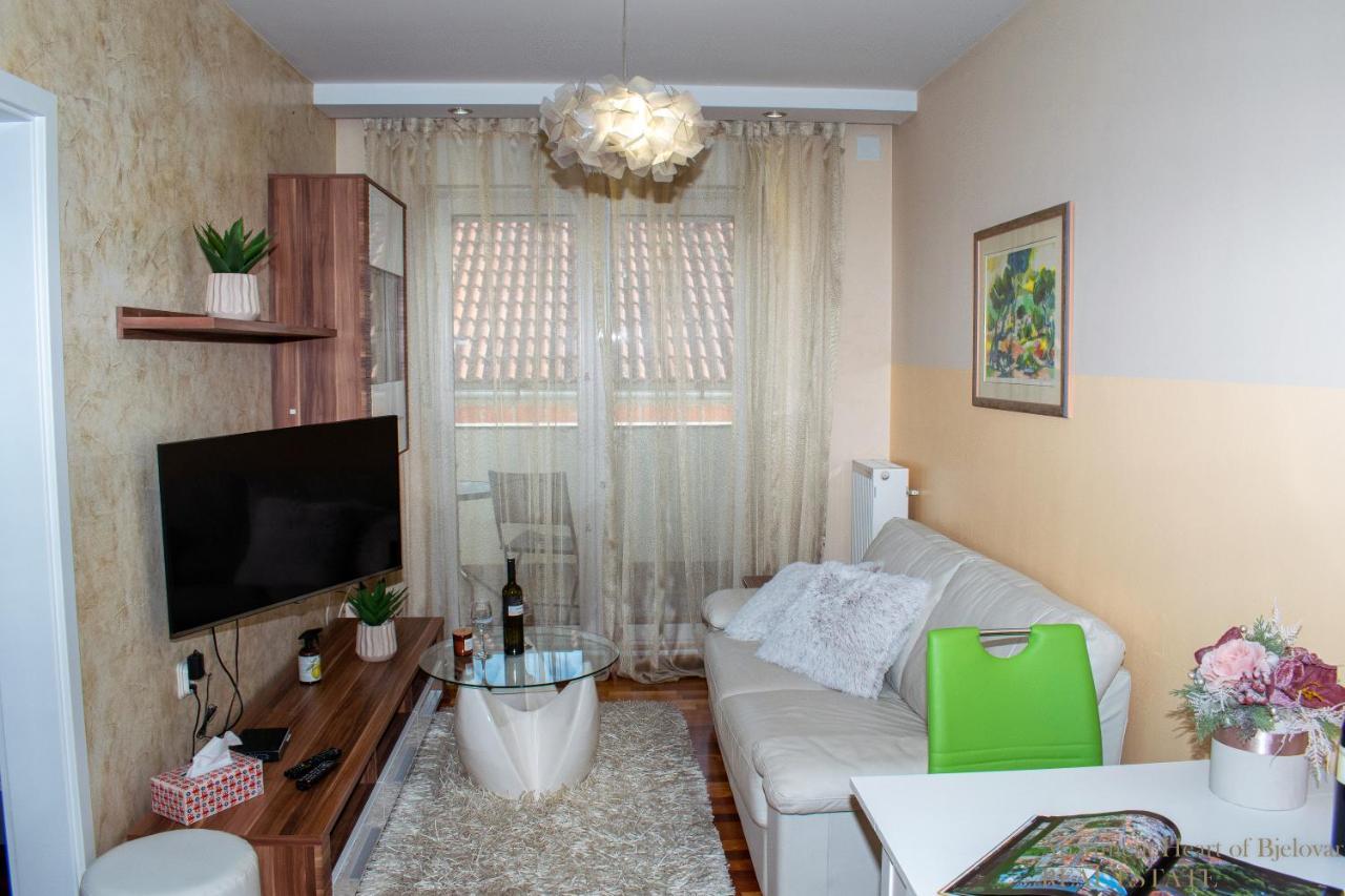 Apartment Heart Of Bjelovar Eksteriør bilde